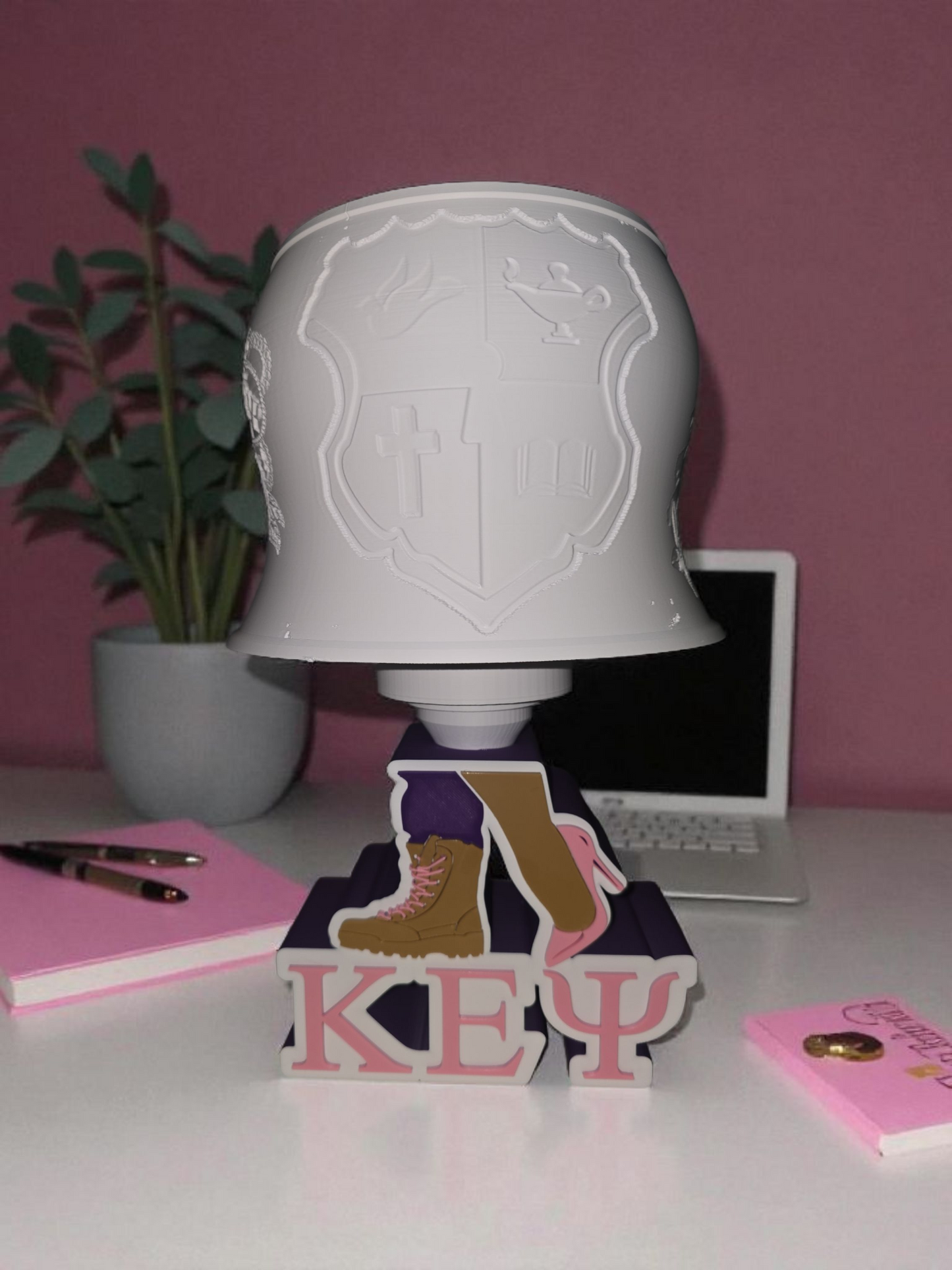 KEΨ Strength & Grace Lamp